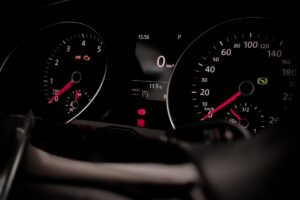 Motorkontrollleuchte blinkt während der Fahrt – Ursachen und Lösung