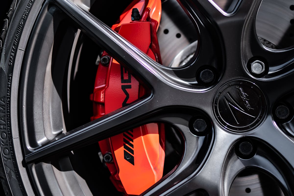 Bremsen werden sehr heiß: Ursachen erkennen, Schäden vermeiden