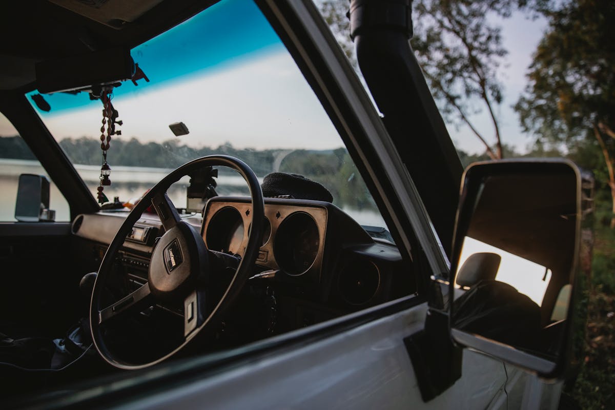 Fahrschule – so gelingt ruhiges Bremsen ohne Ruck