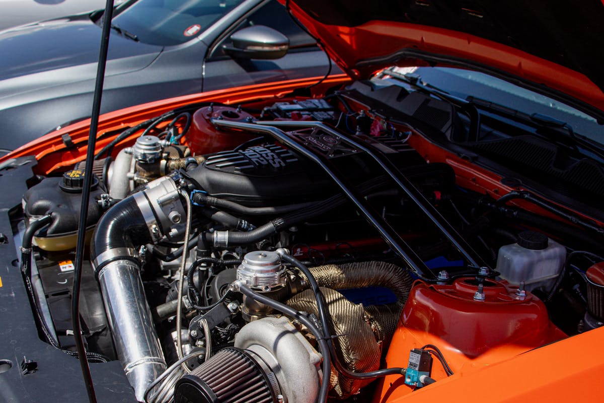 Motor stirbt beim Auskuppeln – Leerlaufregelung oder Sensorfehler?