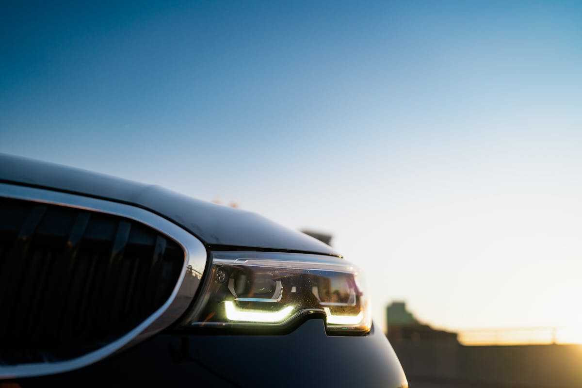 Auto hoppelt nach längerer Standzeit – Standplatten oder Fahrwerksproblem?